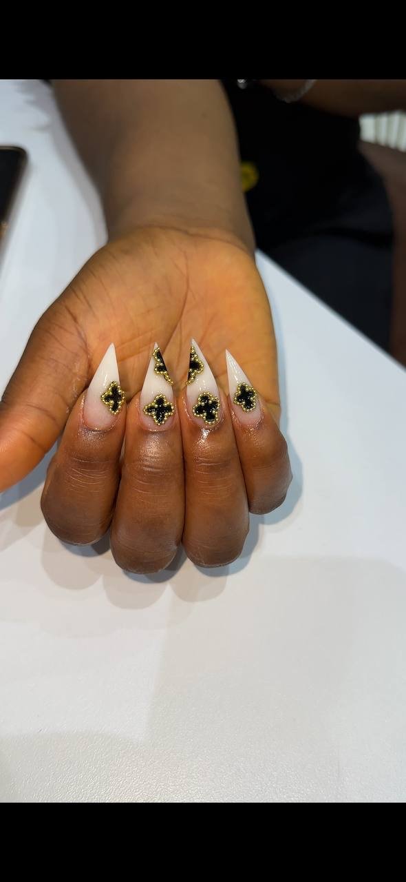 Nailzcourt gallery image 1
